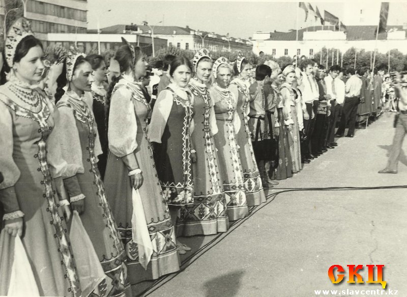 Хор Шиллера (Саратов, 1977)