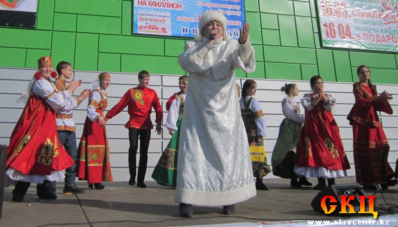 Масленица в Славянском центре. День шестой: Золовкины посиделки (16 марта 2013)