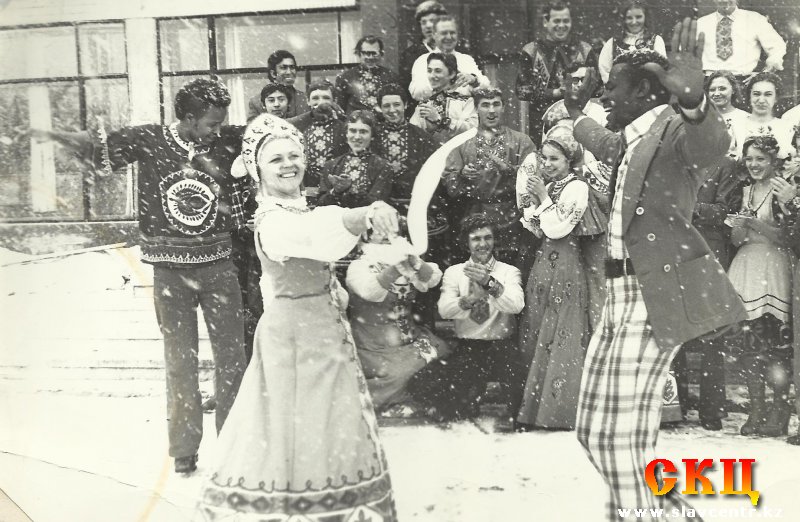 Волгоград, 1977, гостиница Спорт, Пляска-Дружба (хор Шиллера)